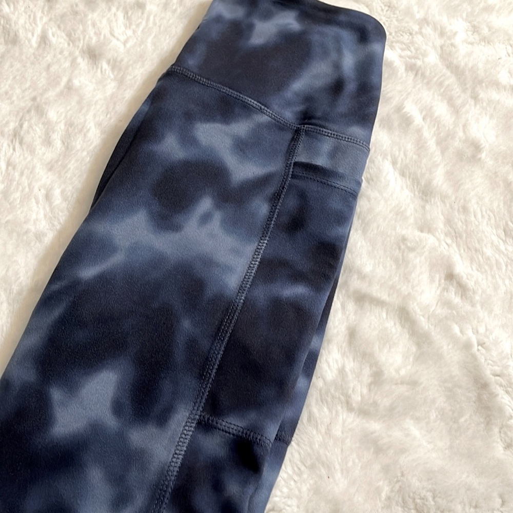 Danskin Tie-dye leggings